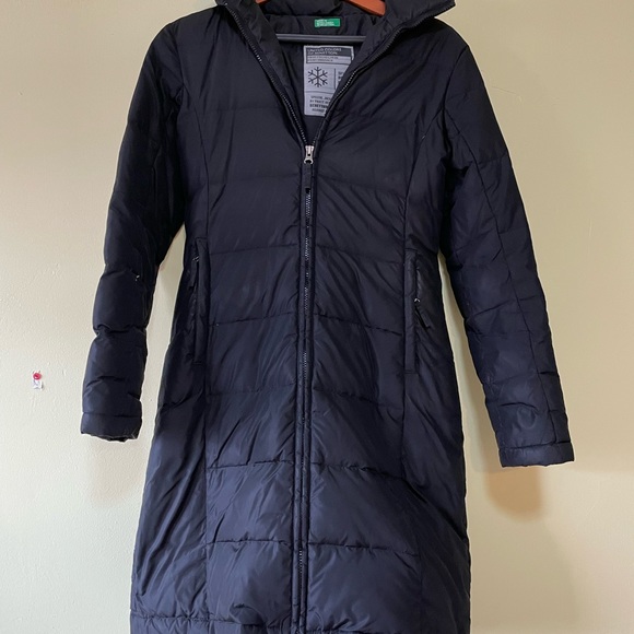 Benetton down/feather coat zipper front with a hood, XS